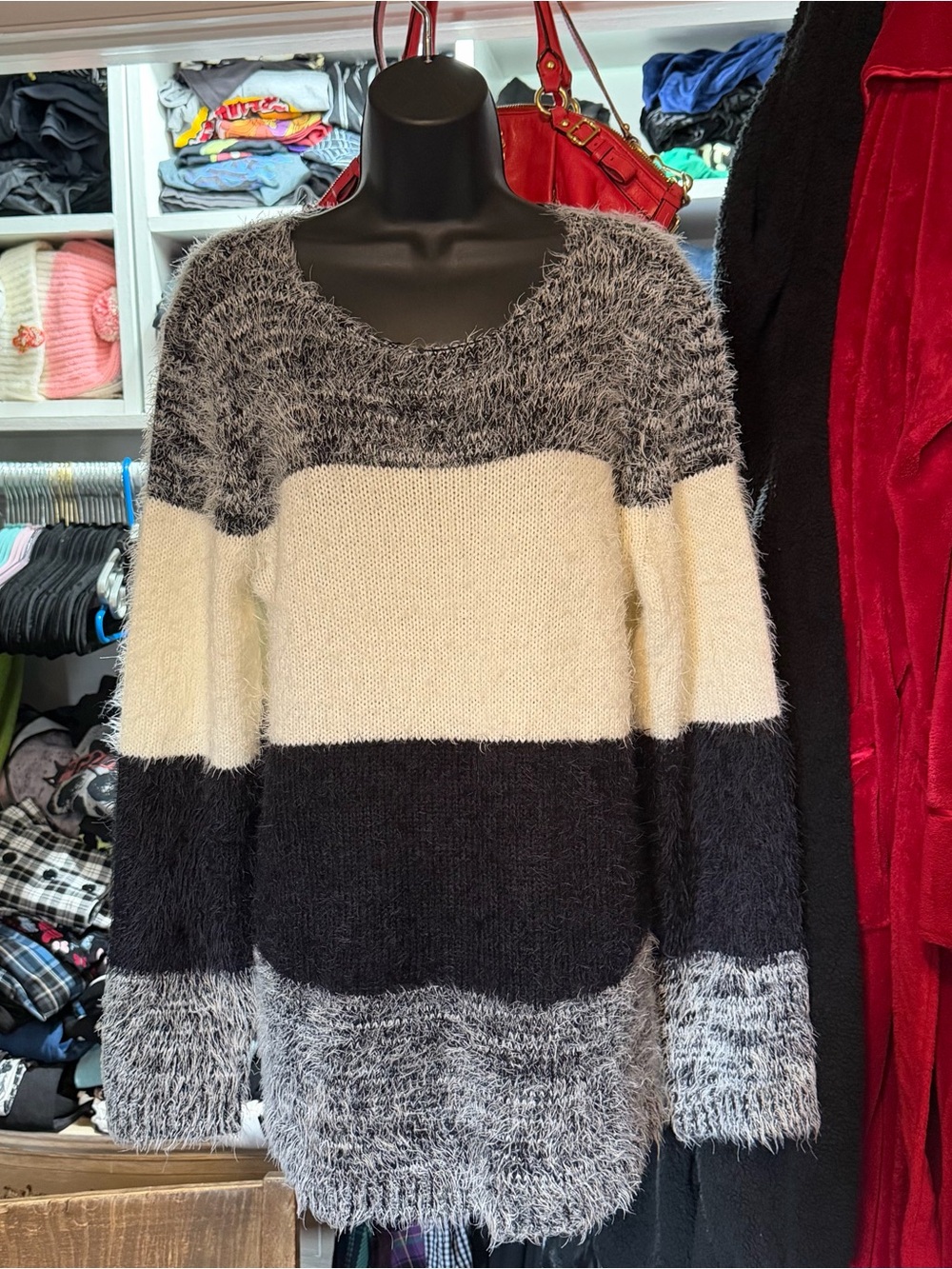 Venus Colorblock Fuzzy Eyelash Sweater Black Gray White